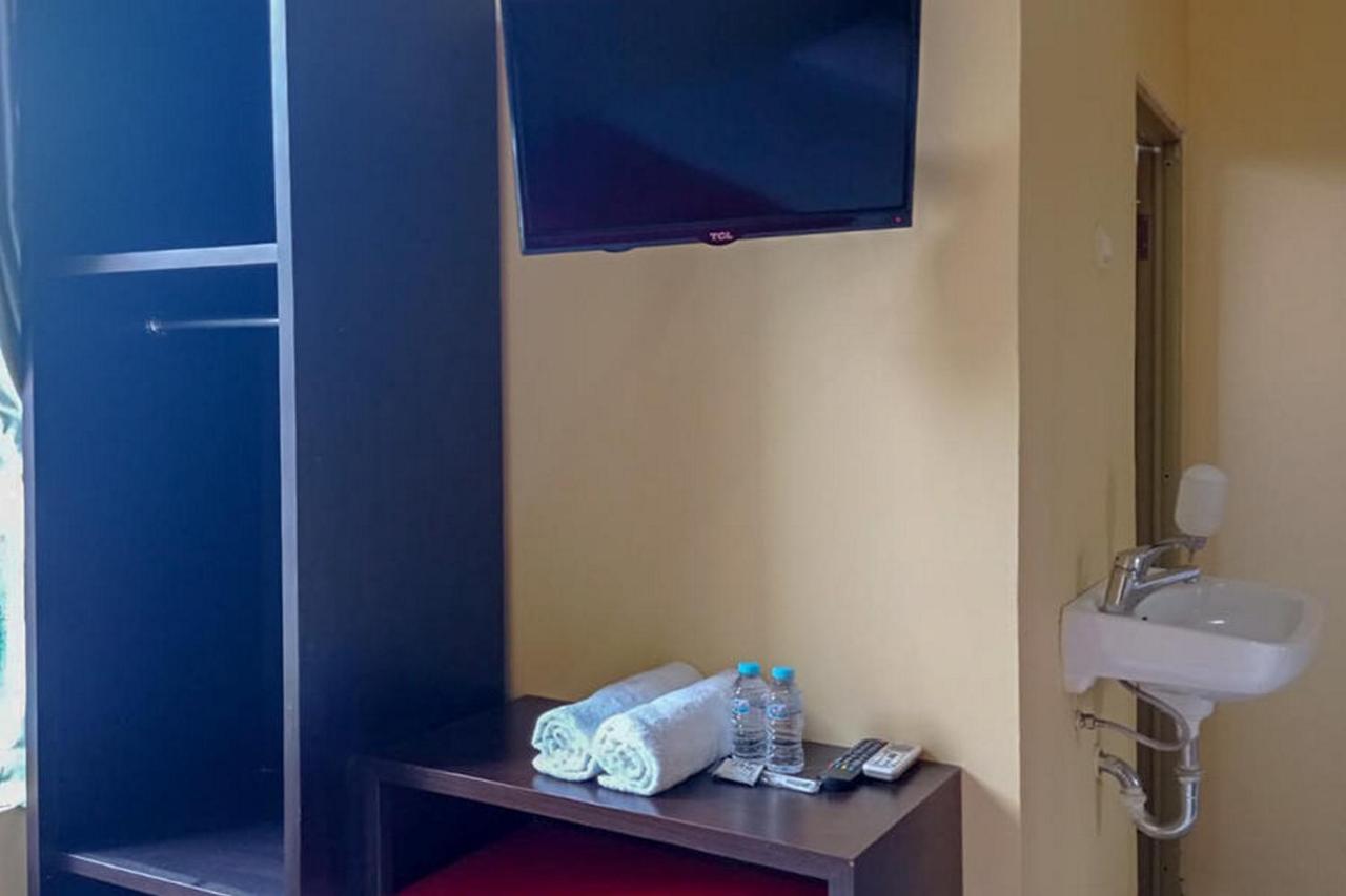 Rama Shinta Homestay Near Gembira Loka Zoo Redpartner Yogyakarta Dış mekan fotoğraf